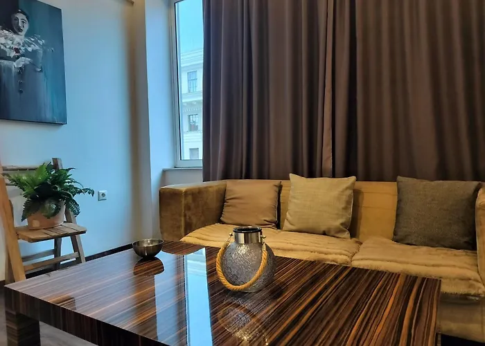 Alexandros - Lux St Apartment - Tsimiski Ladadika - Explore Center By Foot - Close To Aristotelous Square